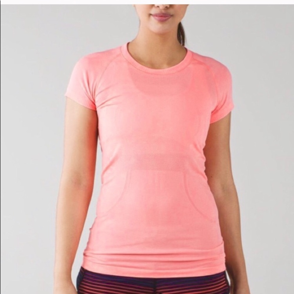 Swiftly Tech short sleeve CORAL 🍑 T